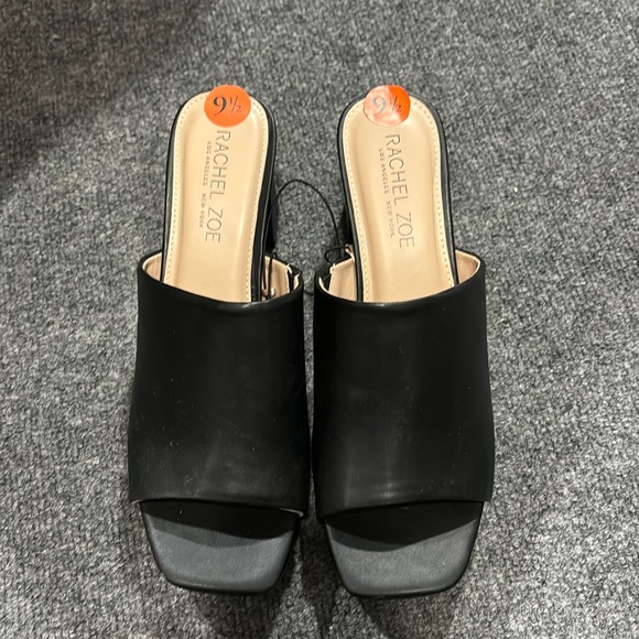 Rachel Zoe Shoes - 🎉HP🎊NWT Rachel Zoe black heeled mules